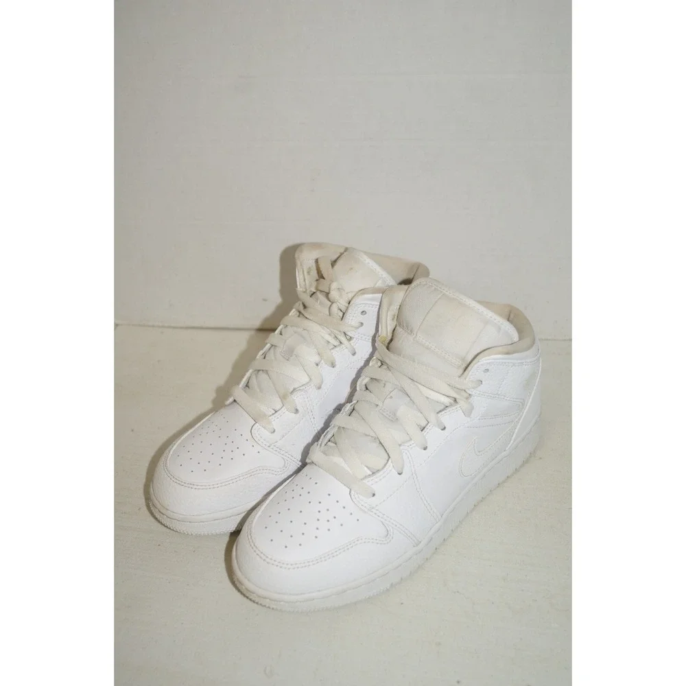 Nike Air Jordan 1 Mid GS Triple White 554725 130 Size 7Y